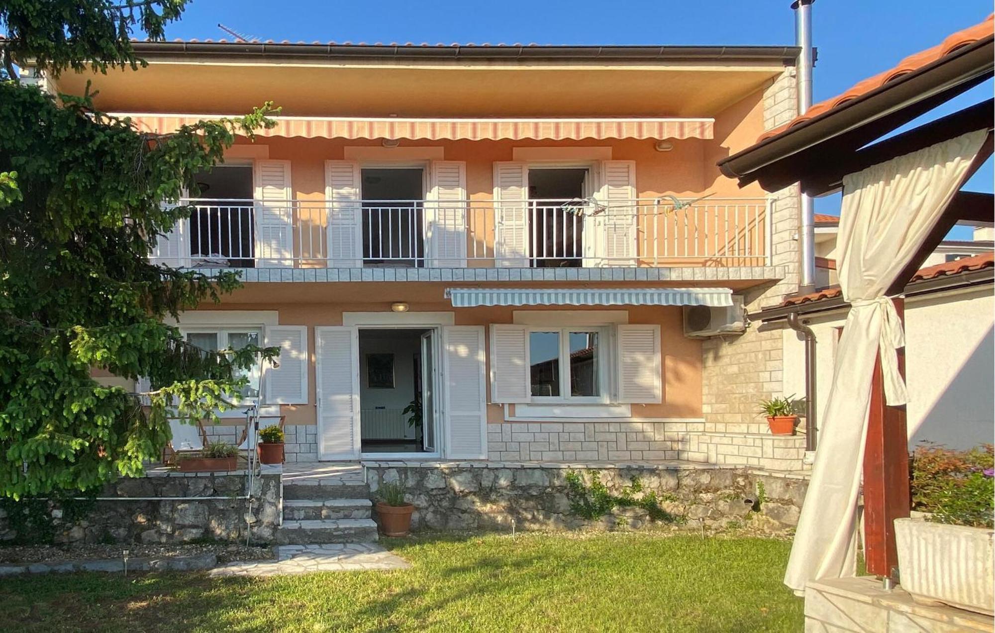 Holiday home Pet Friendly In With Kitchen Kostrena
